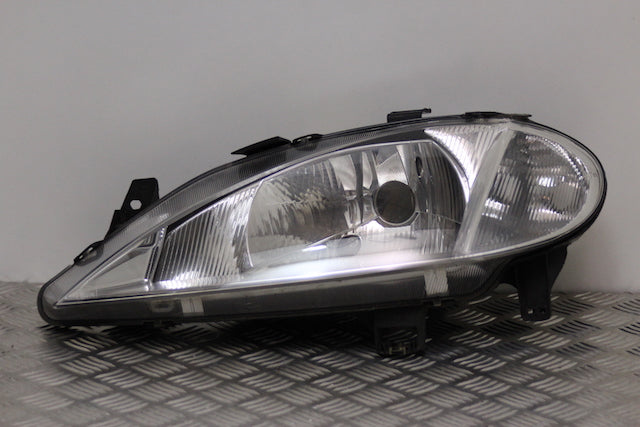 Renault Megane Headlamp Passengers Side (2001)