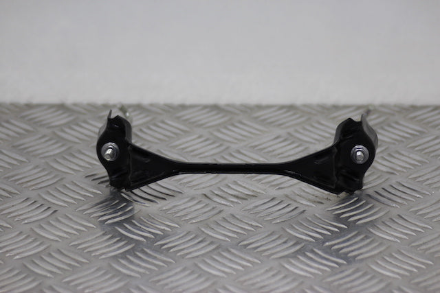 Nissan Qashqai Battery Clamp 