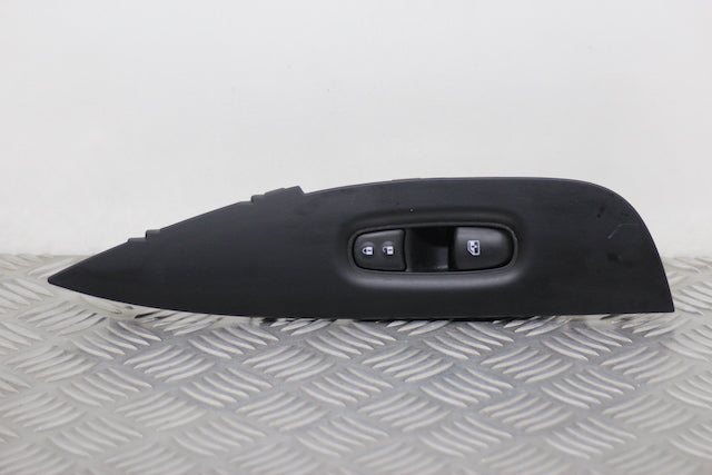 Nissan Qashqai Window Switch Front Passengers Side 