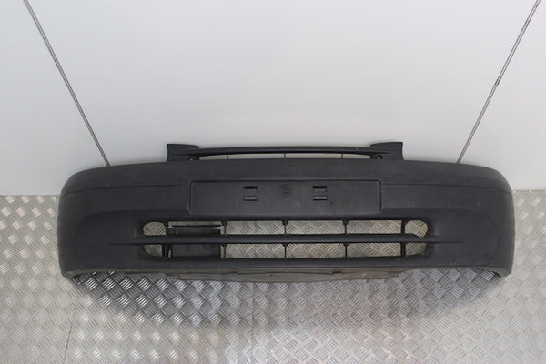 Renault Kangoo Bumper Front with Grill and Mouldings (2002) - 1
