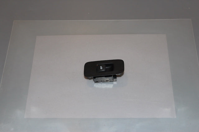 Volvo V40 Window Switch Rear Drivers Side 