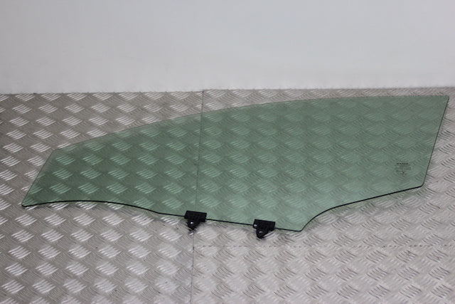 Nissan Qashqai Door Window Glass Front Passengers Side 