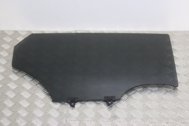 Nissan Qashqai Door Window Glass Rear Passengers Side 