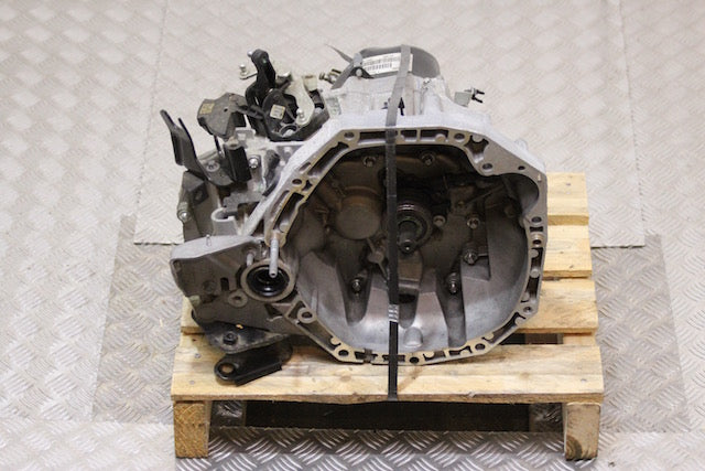 Nissan Note Gearbox 