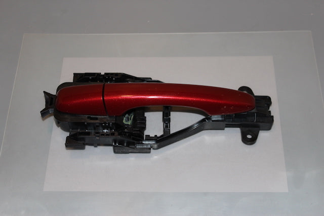 Volvo V40 Door Handle Outer Front Drivers Side (2014)