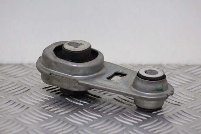 Nissan Qashqai Engine Mounting Rear 