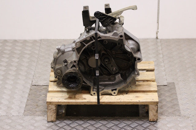 Volkswagen Polo Gearbox (2010) - Part photo