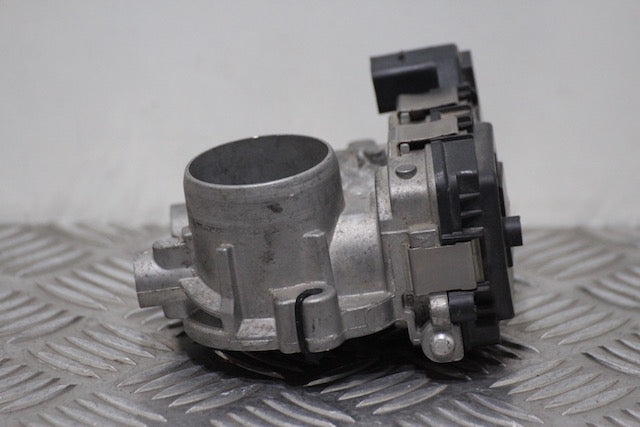 Volkswagen Polo Throttle Body (2018)  03F133062B