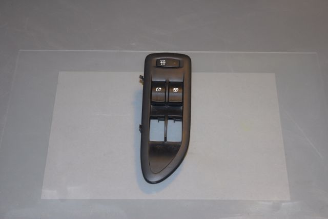 Renault Laguna Window Switch Front Drivers Side 