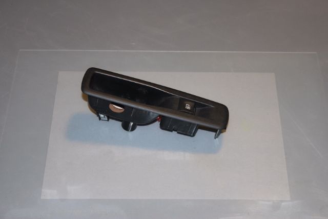 Renault Laguna Window Switch Rear Drivers Side 