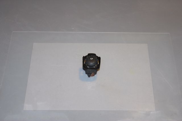 Renault Laguna Window Switch Rear Passengers Side 