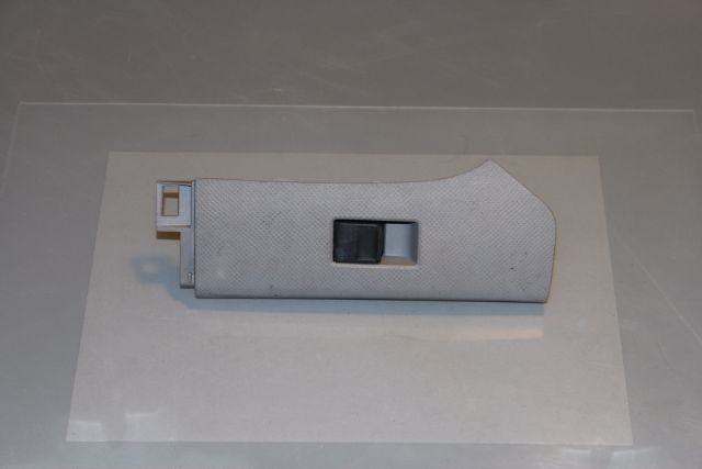 Toyota Yaris Window Switch Front Passengers Side 