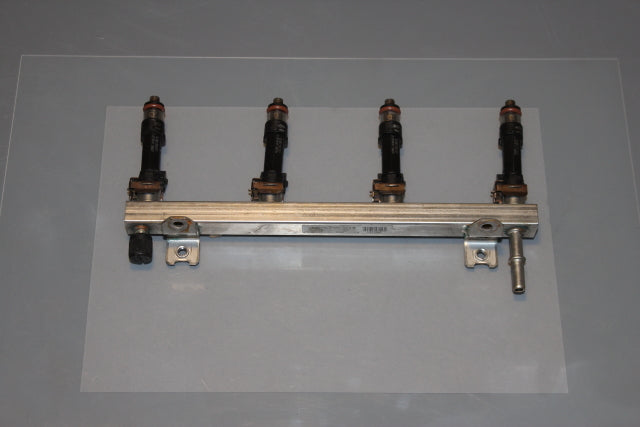 Opel Corsa Fuel Injector 