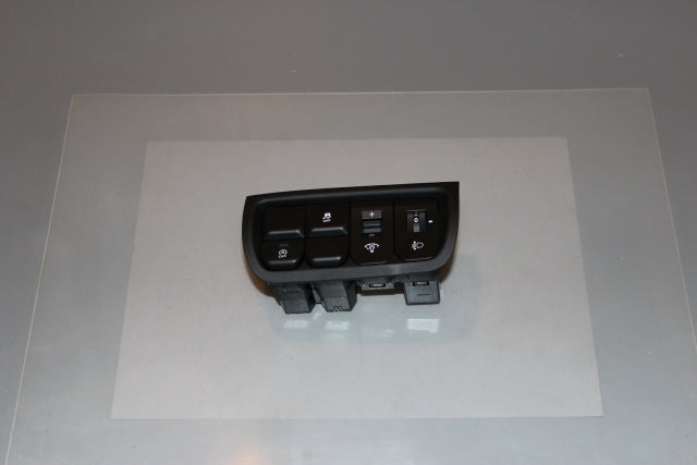 Kia Rio Headlamp Adjuster Switch (2016)