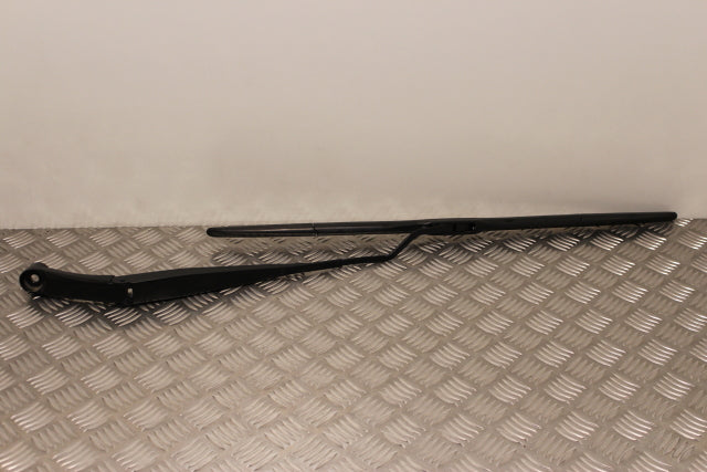 Kia Rio Wiper Front Drivers Side (2016)