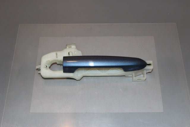 Kia Rio Door Handle Outer Front Drivers Side (2016)