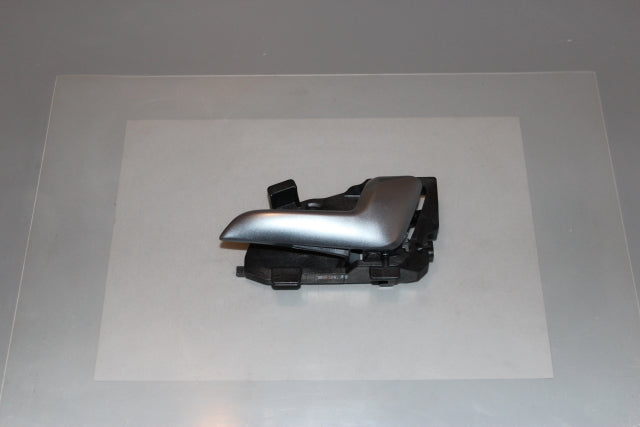 Kia Rio Door Handle Inner Front Drivers (2016)