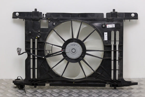 Toyota Auris Cooling Radiator Fan Motor (2011) - 1