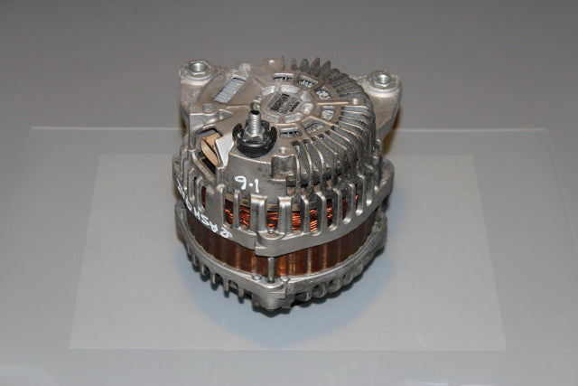 Nissan Qashqai Alternator (2008)