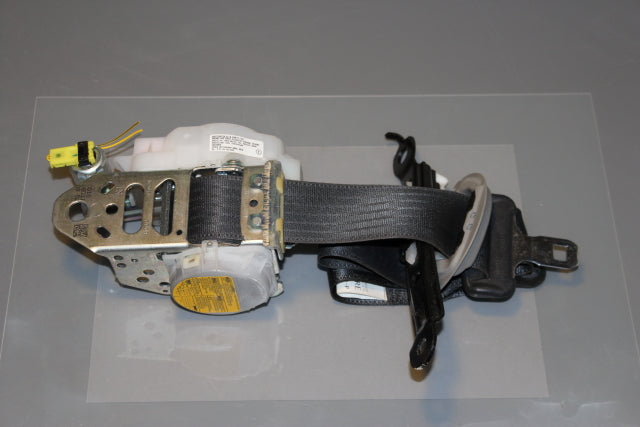 Toyota Rav4 Seat Belt Front Drivers Side 
