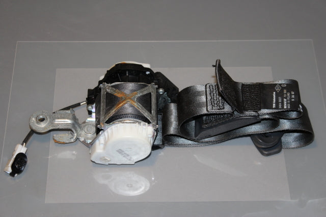 Renault Clio Seat Belt Front Passengers Side 3 Door 