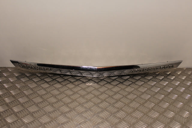 Opel Astra Tailgate Boot Handle 