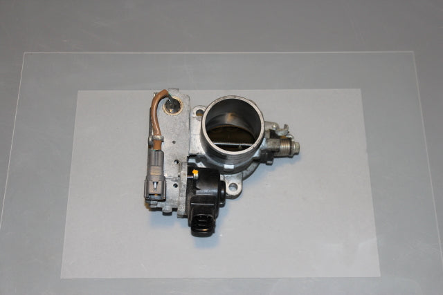 Toyota Avensis Throttle Body 