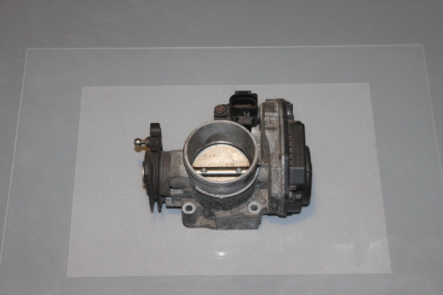 Volkswagen Passat Throttle Body 