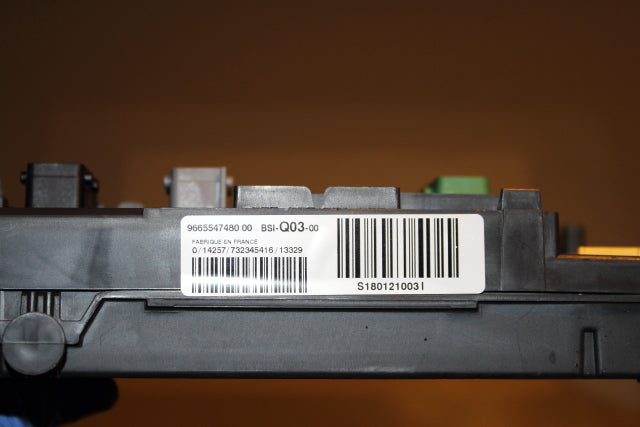 Citroen C4 Body Control Module BCM 