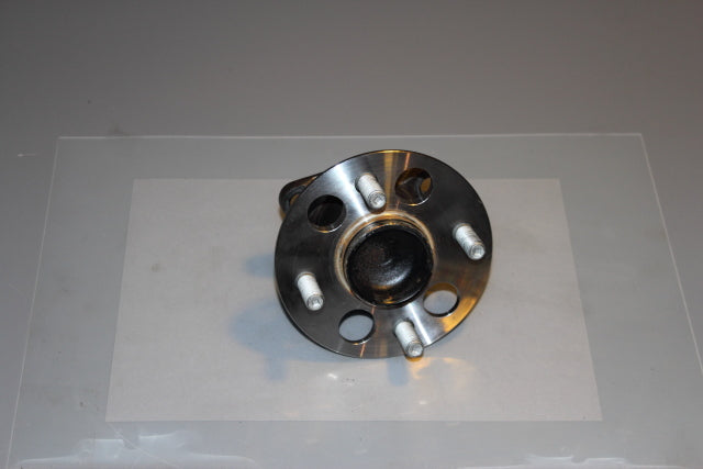 Toyota Yaris Hub with Bearing Rear Drivers Side 
