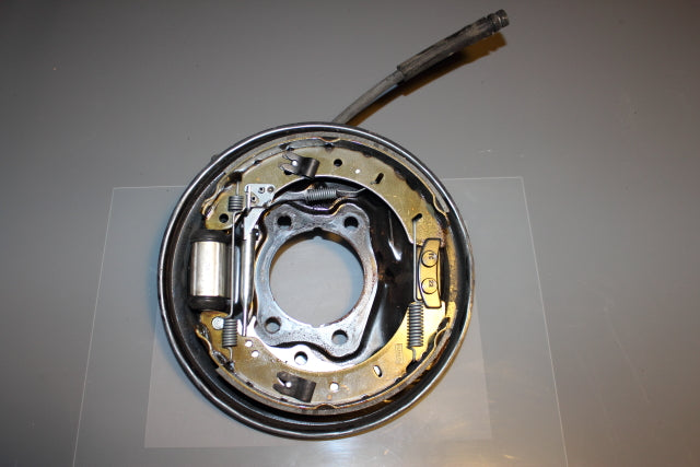 Ford Focus Brake Plate with Shoes and Cylinder Rear Left 