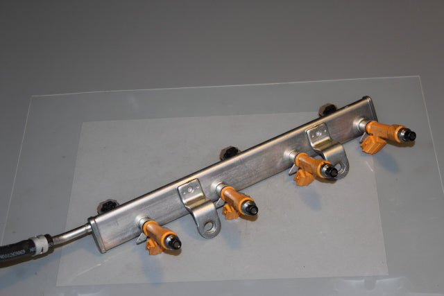 Suzuki Swift Fuel Injector 