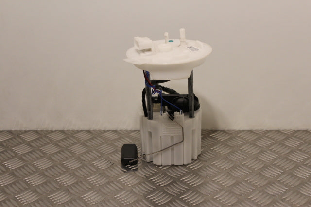 Opel Astra Fuel Pump (2016)
