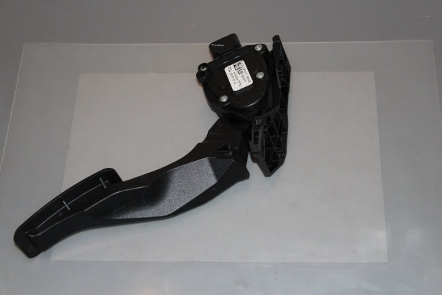 Opel Astra Accelerator Throttle Pedal (2016)