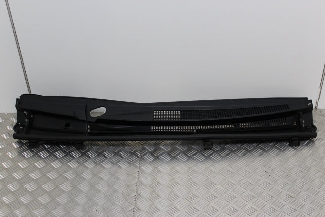 Toyota Yaris Windscreen Panel (2012)