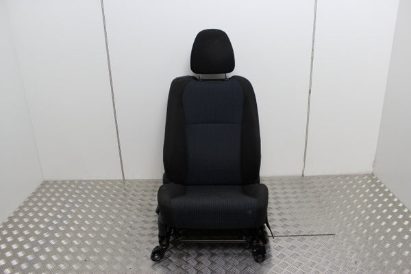 Toyota Yaris Seat Front Drivers Side (2012) - 1